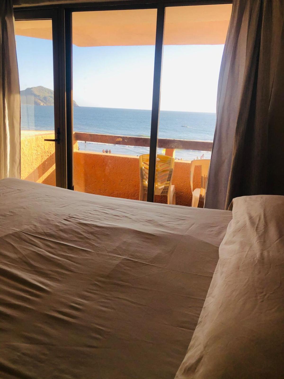 Playa Suites Mazatlán Chambre photo